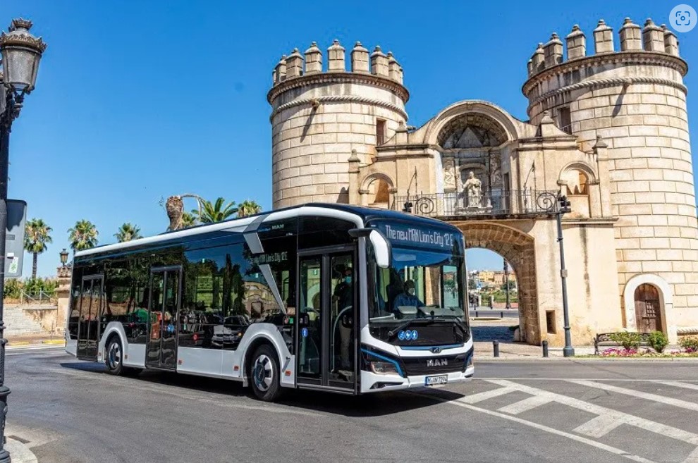 Siemens y MAN electrifican la flota de autobuses urbanos de Badajoz