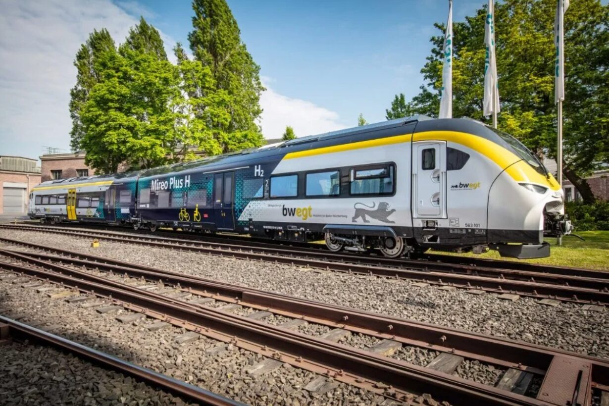 Siemens y Deutsche Bahn realizan el primer recorrido en pruebas de su tren de hidrógeno y testan su sistema de reabastecimiento móvil