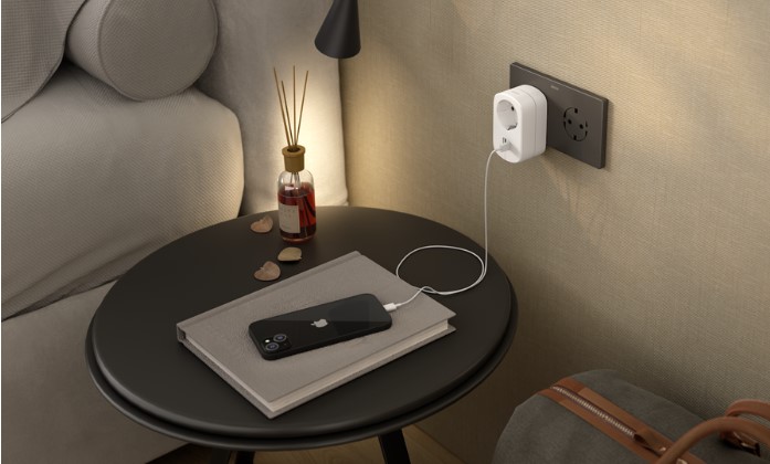 Simon lanza nuevas soluciones de carga USB y las presenta en las ferias del sector