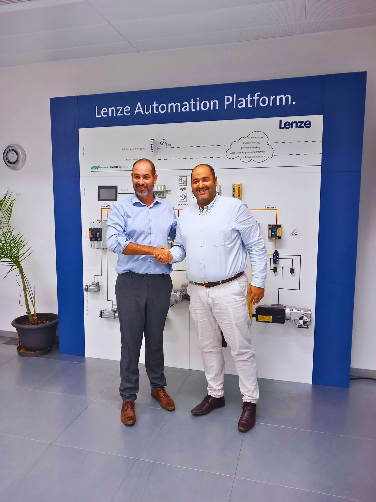 Lenze y Diselectric Nuevo acuerdo de distribución en Catalunya