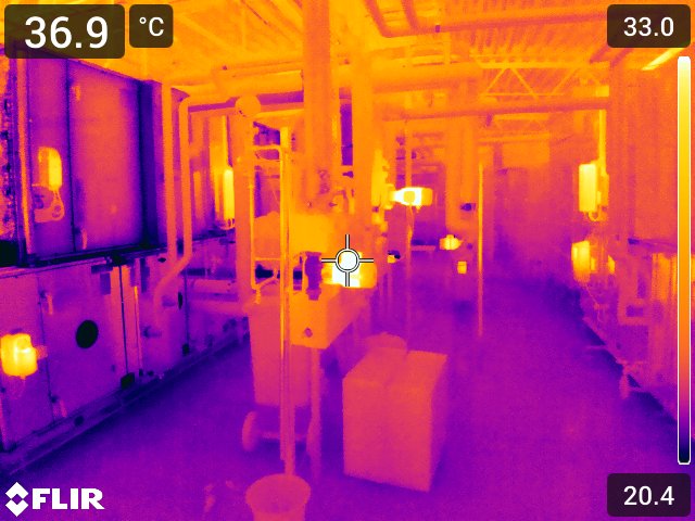 Teledyne FLIR lanza una nueva lente térmica de gran angular de 80° y un adaptador de puerto para cámaras térmicas FLIR