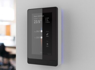 Schneider Electric lanza el nuevo Touchscreen Room Controller, un dispositivo imprescindible en los espacios modernos centrado en el confort y la experiencia del usuario.